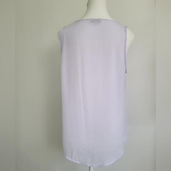 Lace Lilac Sleeveless Tunic Top with Zipper Detail - Picture 4 of 7